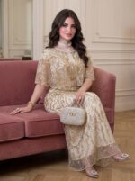 ⁦فستان تور بيج شك من الخرز و الترتر⁩ - الصورة ⁦3⁩